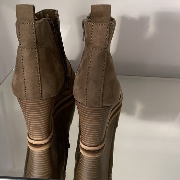 Dv8 taupe “suede” wedge booties - Picture 5 of 5